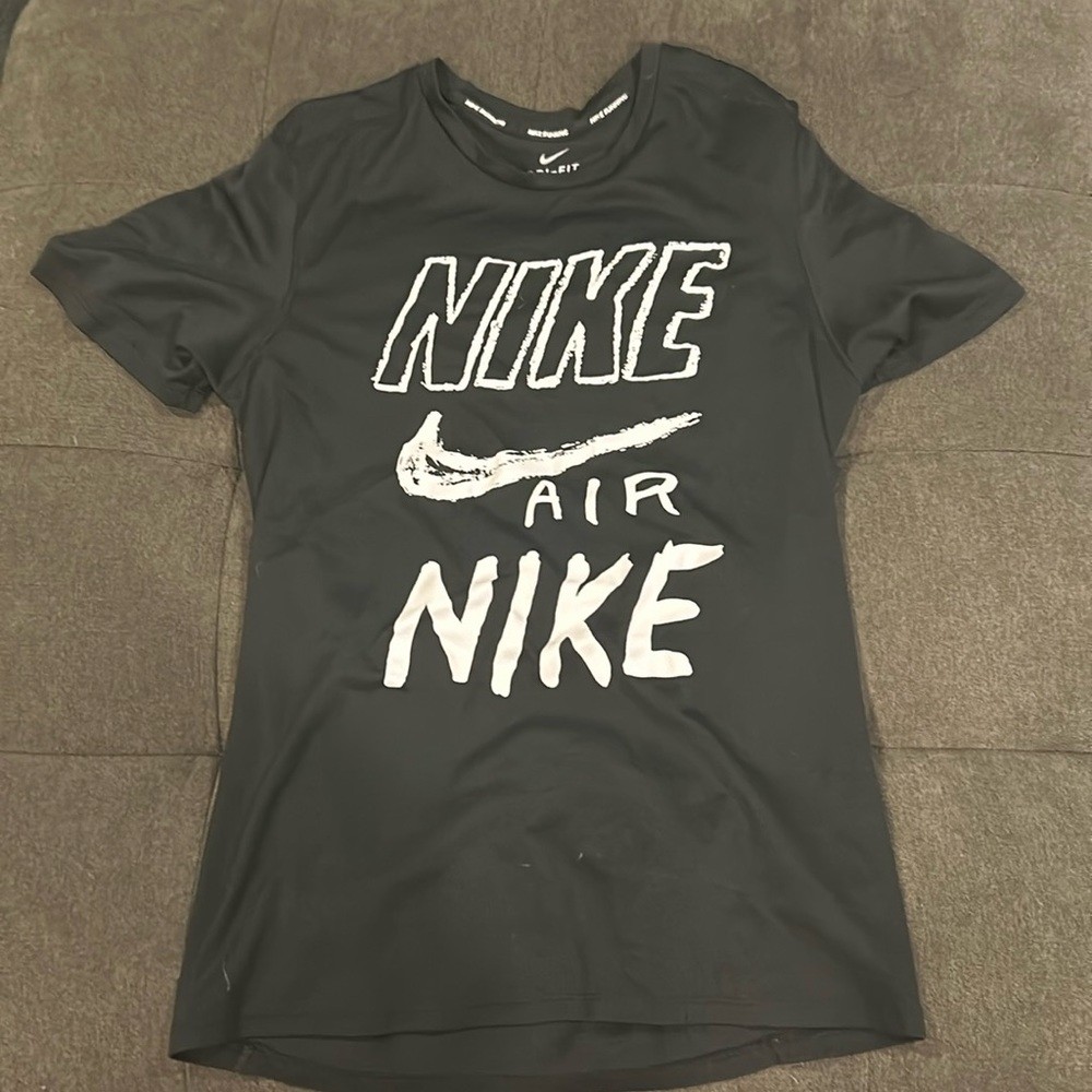 Nike Men’s Dri-Fit T-Shirt